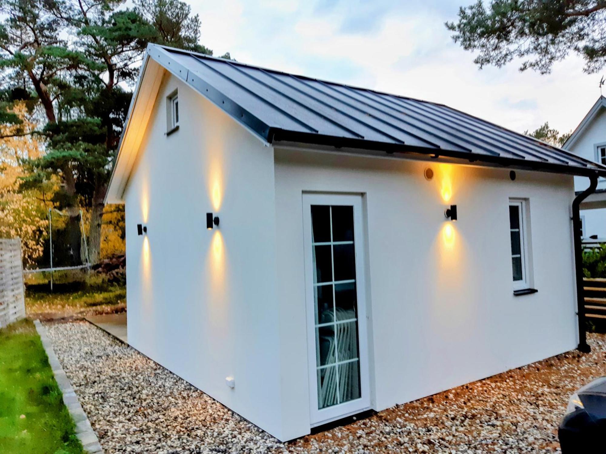 Tiny House 200 M From Kaempinge Beach Хёлльвикен Экстерьер фото